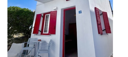 Maisonette by the pool side