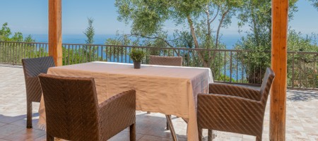 Armonia - 2 Bedroom Ground Floor Apartment with Sea View