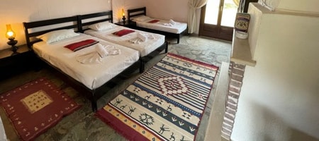 Triple room (2 adults + 1 child)