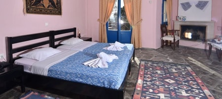 Double room (Double bed or Twins)