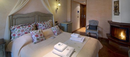 Superior Double Room with Fireplace & Side Mountain View [Poplar | Cedar | Almond | Fir]