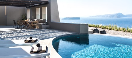 Luxury Villa with Private Heated Pool