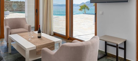2 Bedroom Suite with Sea View