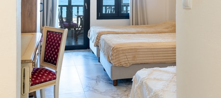 Large 2 Bedroom Sea Collection