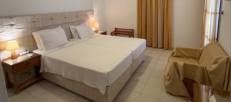 Twin Room with Partial Sea View