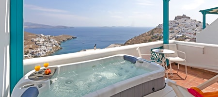 Junior Suite with Outdoor  Jacuzzi