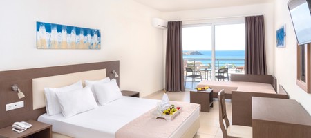 Family Room with Sea View