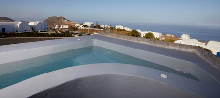 Suite Outdoor Heated Jacuzzi