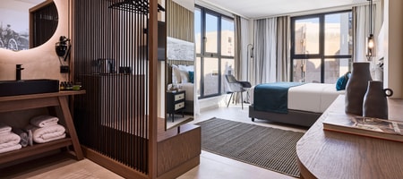 Luxury Double Room with City View