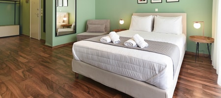 Studio Apartment (Story 4a)