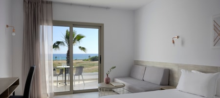 Twin / Double Room Sea View
