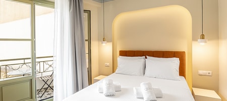 11 Nefeli Suite (with Parking)