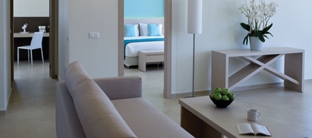 One Bedroom Suite Garden View with Sharing Pool