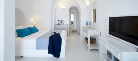 Superior Executive Suite with outdoor heated Jacuzzi