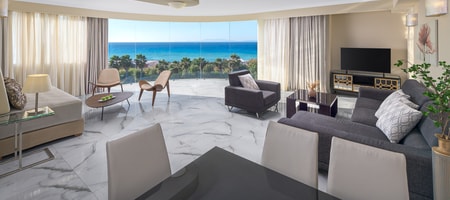Executive Suite Sea View Signature Collection