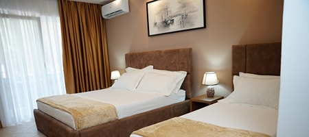 Sideview Room
