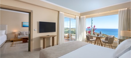 Superior Family Suite with Sea View
