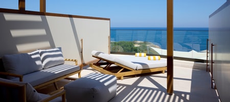 Infinite Sea View Escape