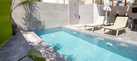 Aura Luxury Villas | Aeonia