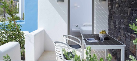 Executive Suite with Jetted Tub & Sea View - 32m²