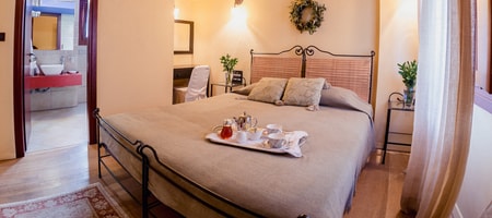 Anatoli Suite with Jetted Shower & Veranda 32m²