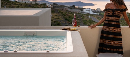 Apt 3- Two-Bedroom Luxury Sea View Apartment with Private Outdoor Hot Tub