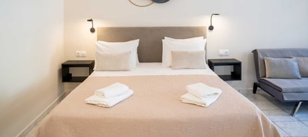 02 - Budget Double Room