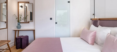 Petite Double Room