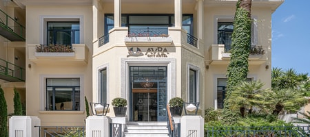 Avra City Hotel
