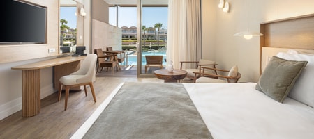 Deluxe Room Private Pool
