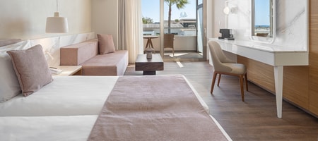 Premium Room
