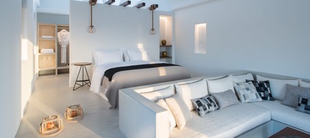 Deluxe Suite with Private Pool and Sea View
