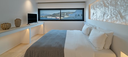 Two-Bedroom Queen Suite with Private Pool