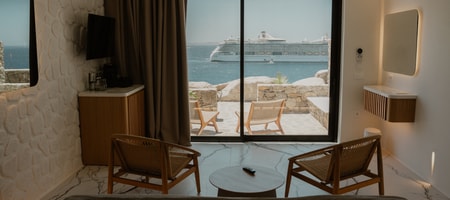Junior Seaview Suite