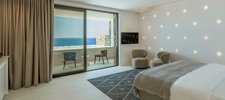 Queen Suite with Private Pool