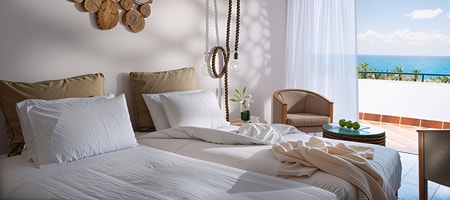 Family Interconnecting Two Sea View Rooms (62m2)