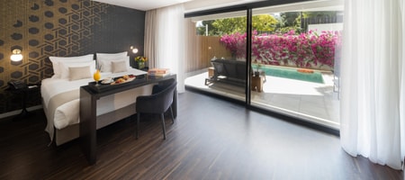 Signature Suite with Private Pool