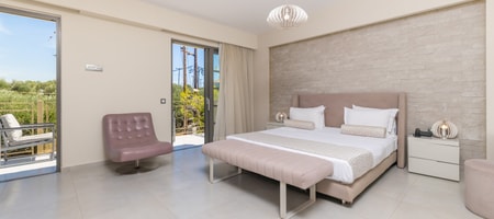 Executive Suite - Mountain & Side Sea View
