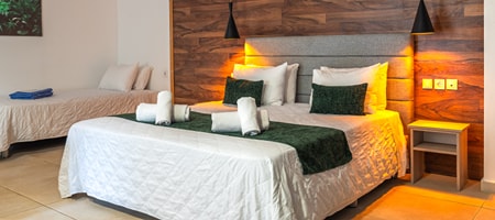 Suite | Private Jacuzzi