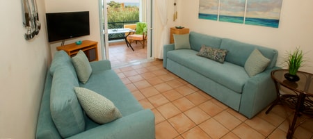 One Bedroom Apartment Sea View