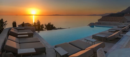 Bassa Maina Villas & Suites