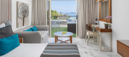 Artemis Suite Sea View with Outdoor Whirlpool