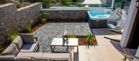 Premium One Bedroom Suite with Sea View & Outdoor Jetted Tub