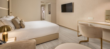 Deluxe Side Sea View Room