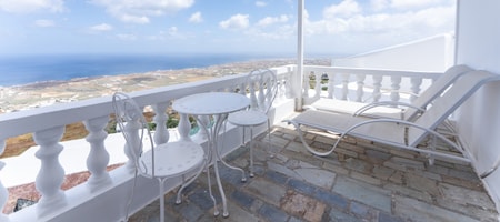 One Bedroom Apartment with Sea View - Pegasus