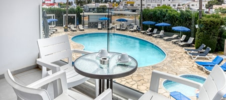 Deluxe Room with Pool View