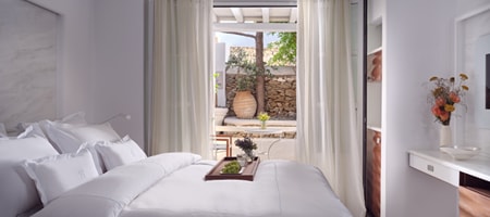 Junior Suite Courtyard View