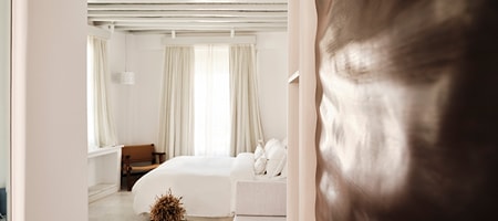 Grand Room Sea or Pool View