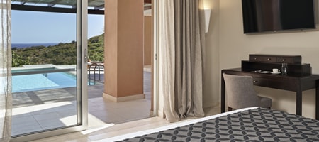 Suite with Private Pool Sea View