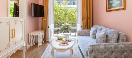 Executive Suite with Balcony